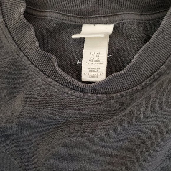 H&M gray sweatshirt sz XS - Picture 4 of 4